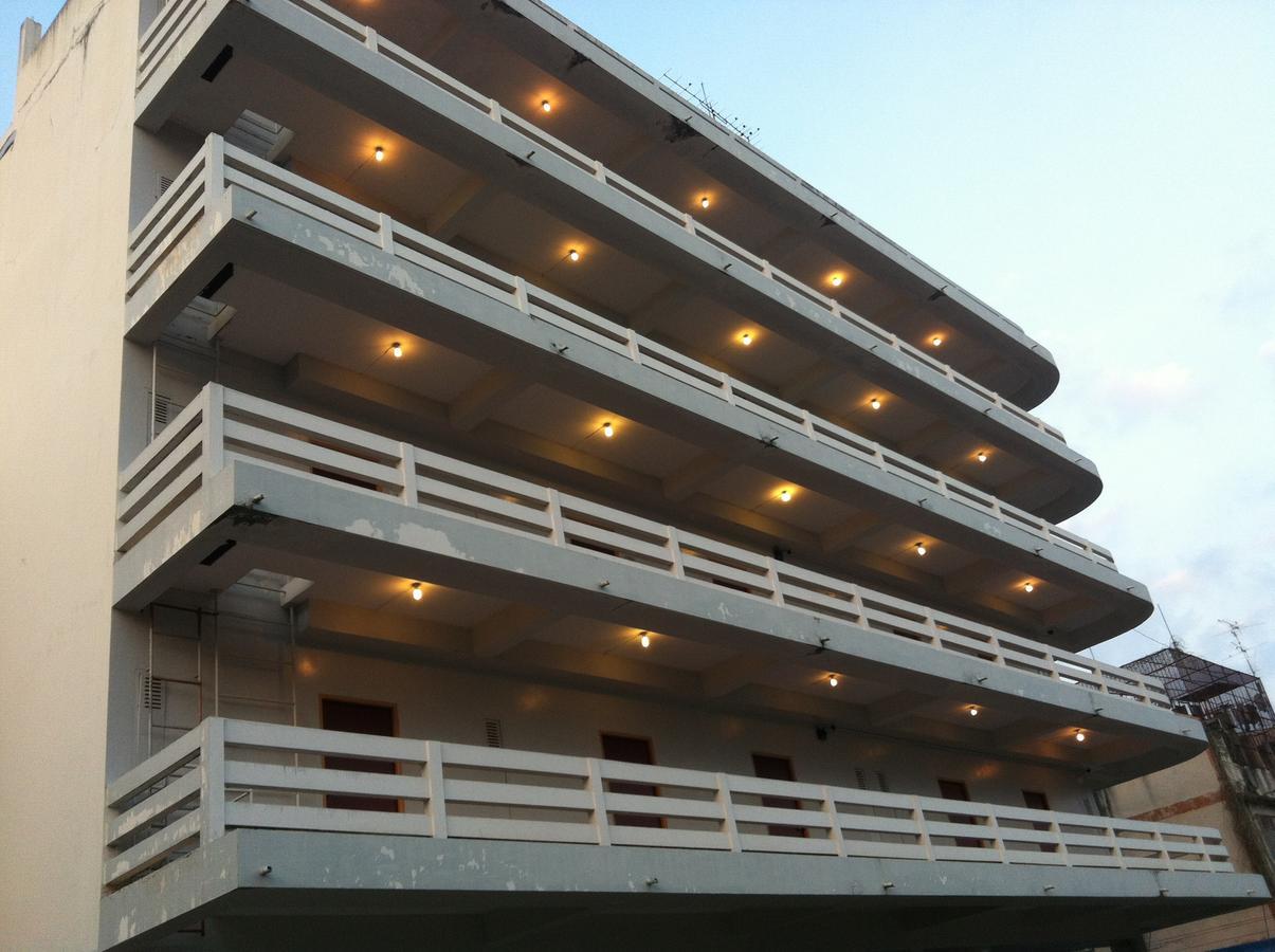 Sakol Hotel Nakhonratchasima Zewnętrze zdjęcie