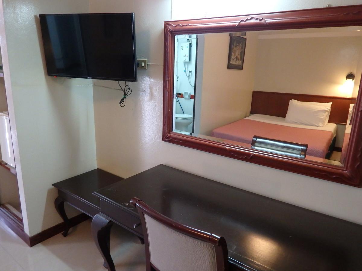 Sakol Hotel Nakhonratchasima Zewnętrze zdjęcie